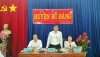 Phó Bí thư Thường trực Huyện uỷ, CT. HĐND huyện Nguyễn Tấn Hồng phát biểu tại buổi gặp mặt với các chức sắc tiêu biểu