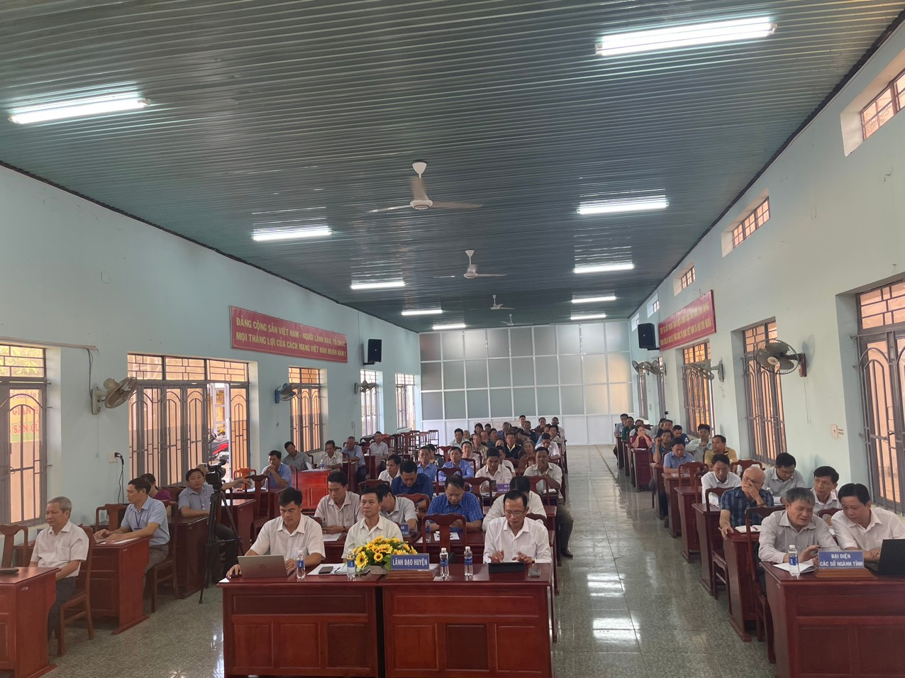 Đoàn đại biểu Quốc hội tỉnh Bình Phước tiếp xúc với cử tri các xã Phú Sơn, Thọ Sơn và Đồng Nai, huyện Bù Đăng